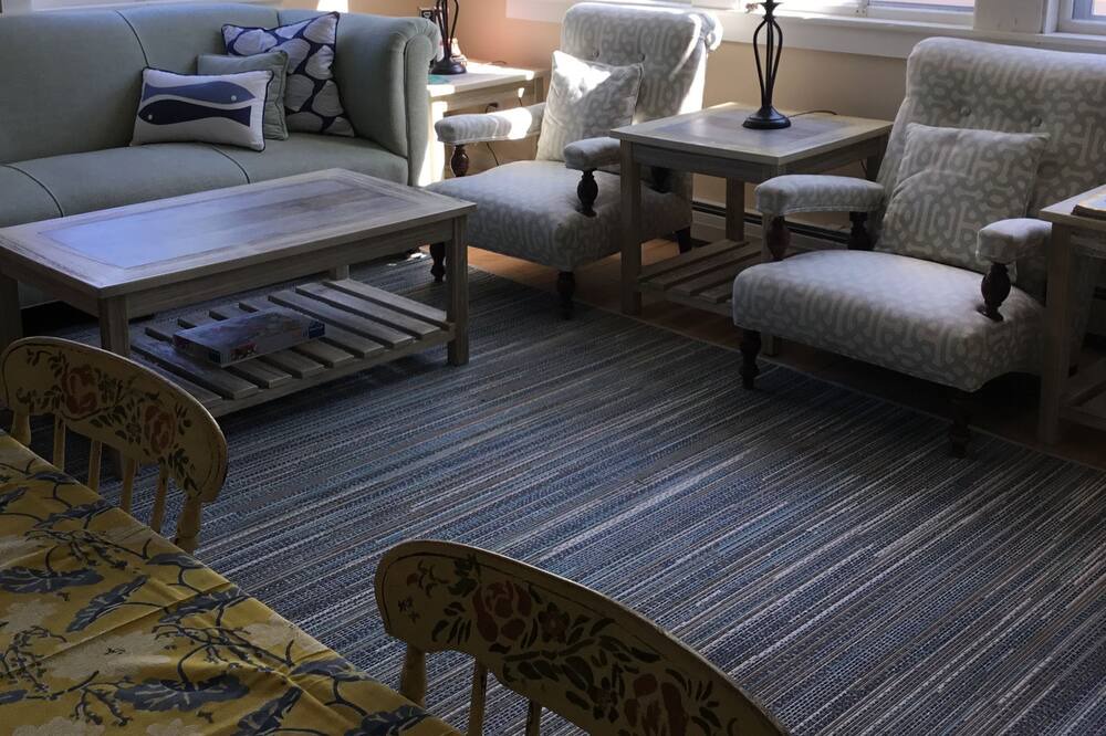 Photo of Livingroom in Kennebunk