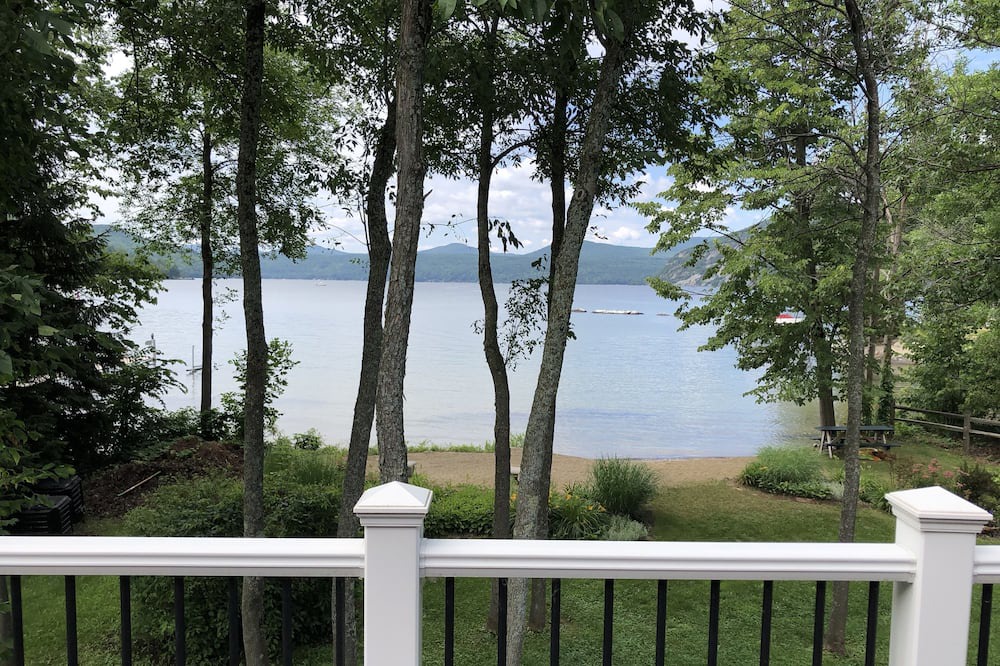 Photo of Patio Balcony in Ticonderoga