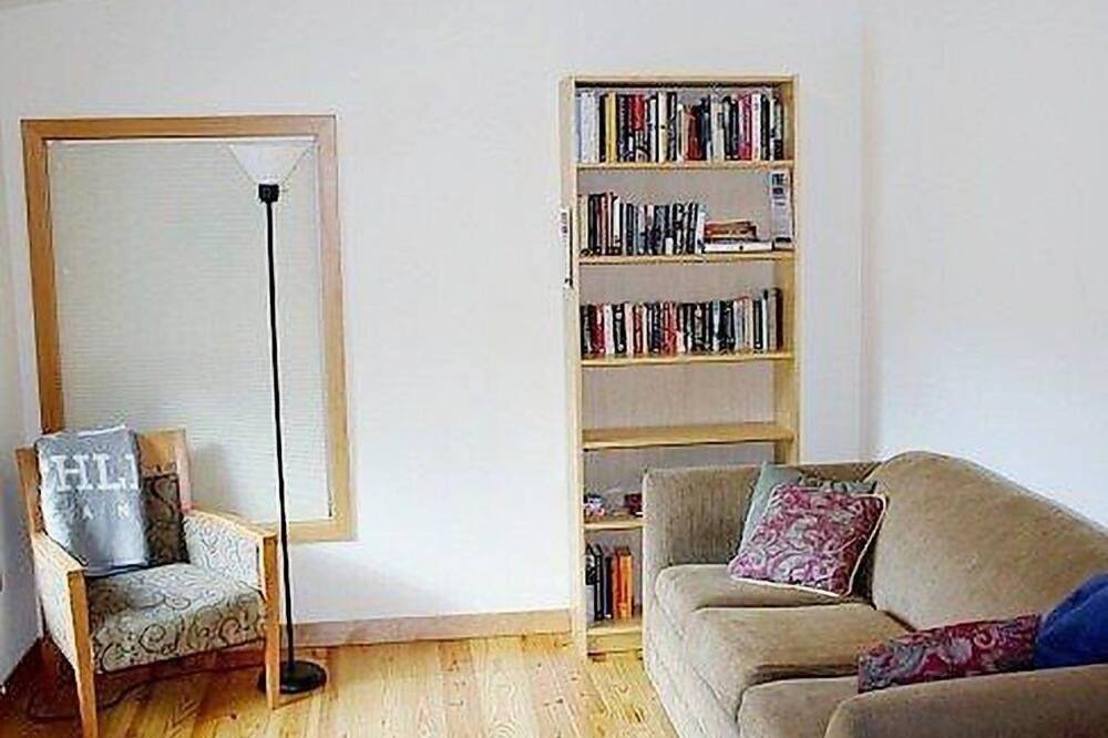 Photo of Livingroom in Glacier