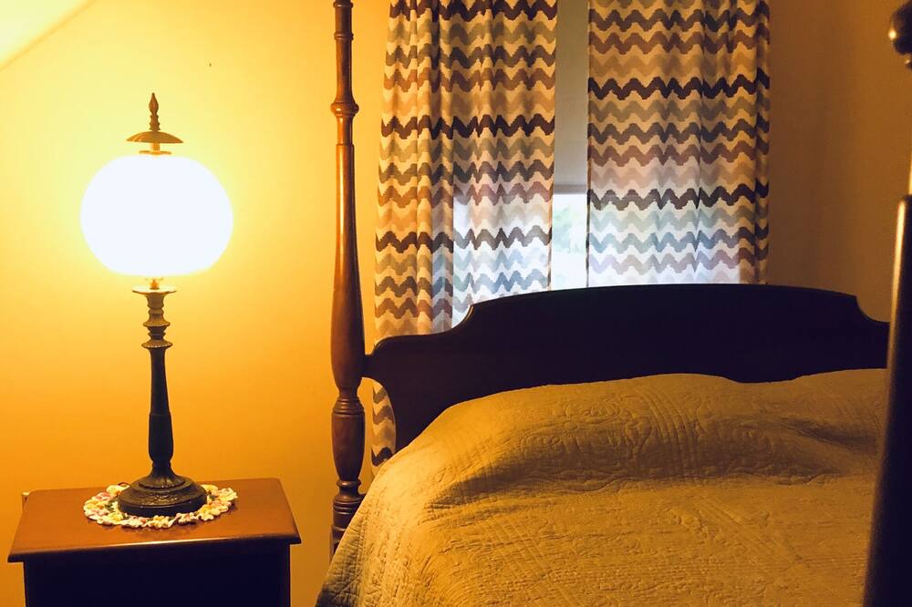Photo of Bedroom in Weston