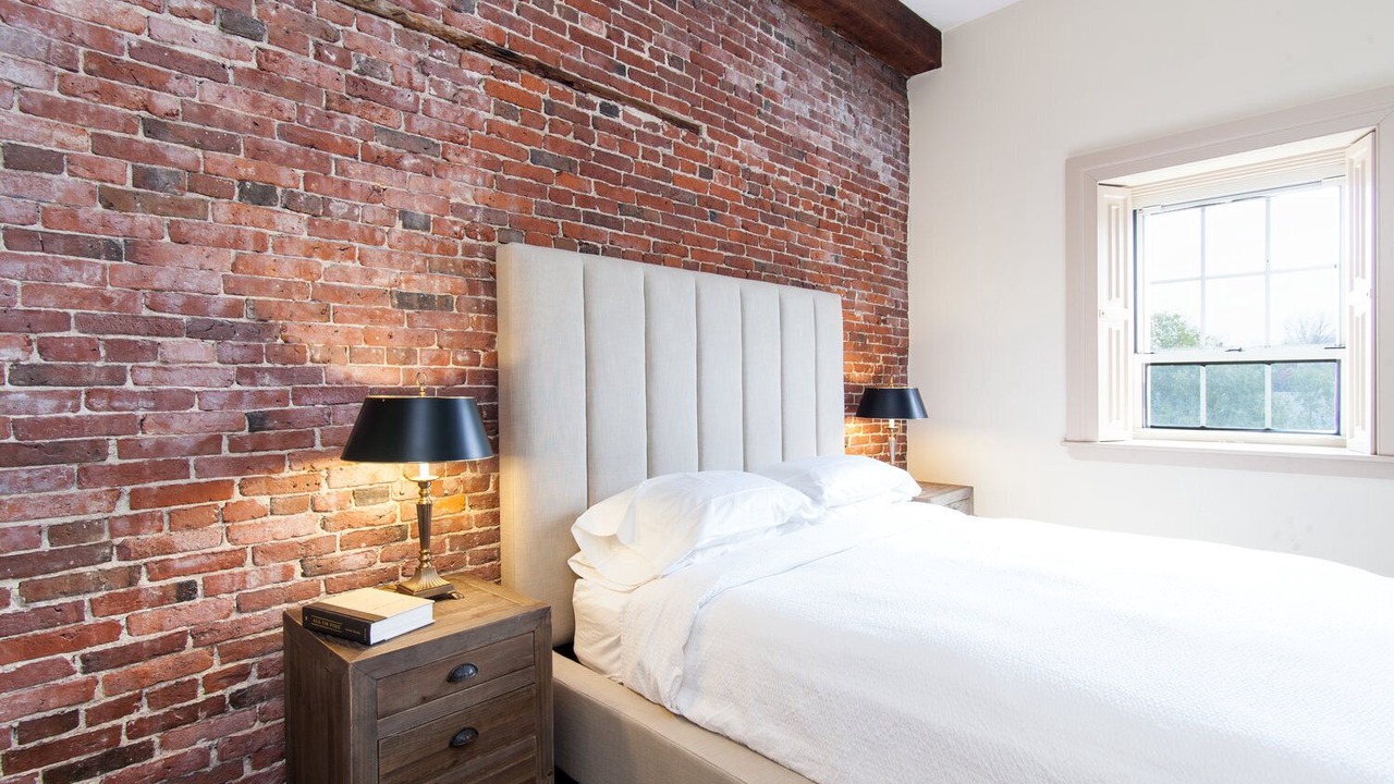 Photo of Bedroom in Newburyport