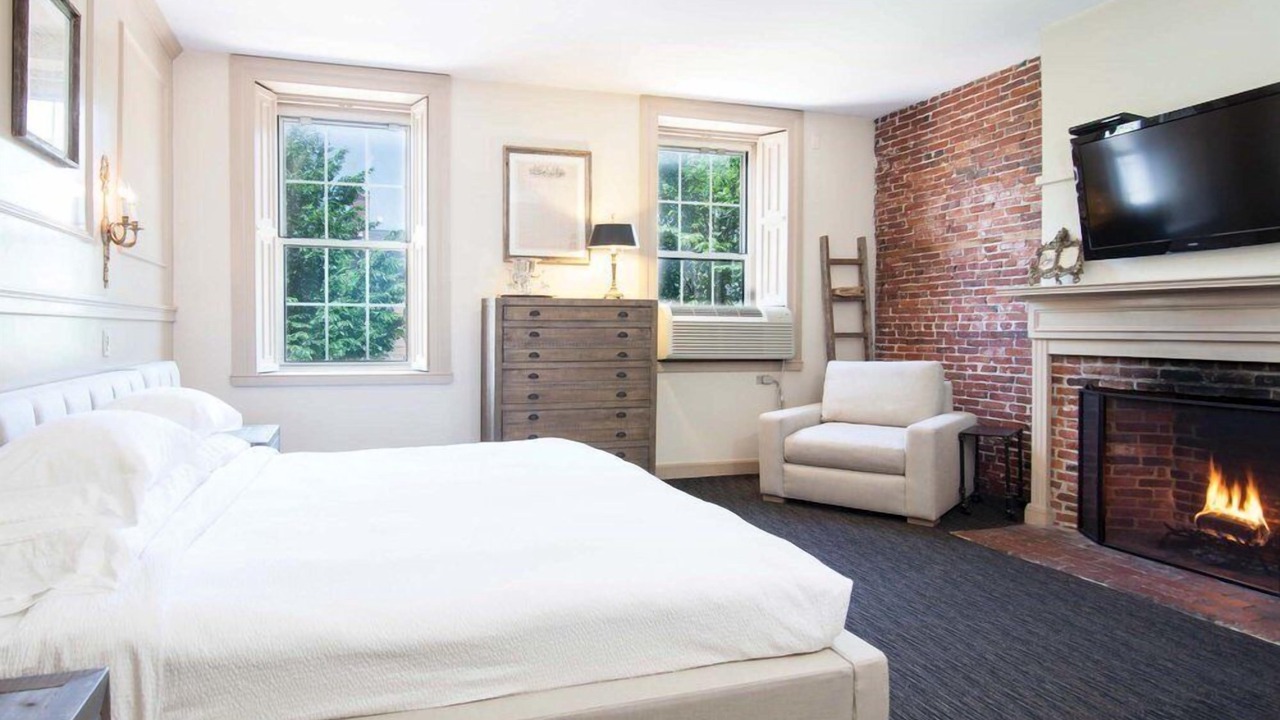 Photo of Bedroom in Newburyport