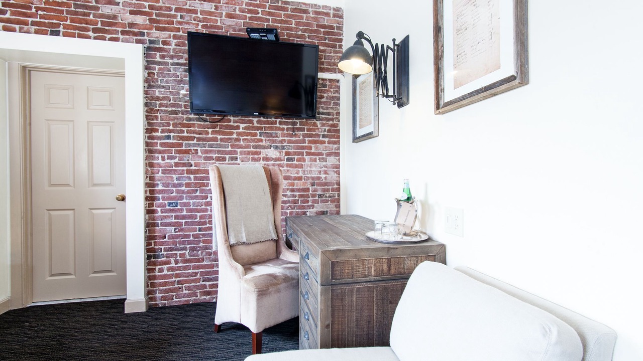 Photo of Bedroom in Newburyport