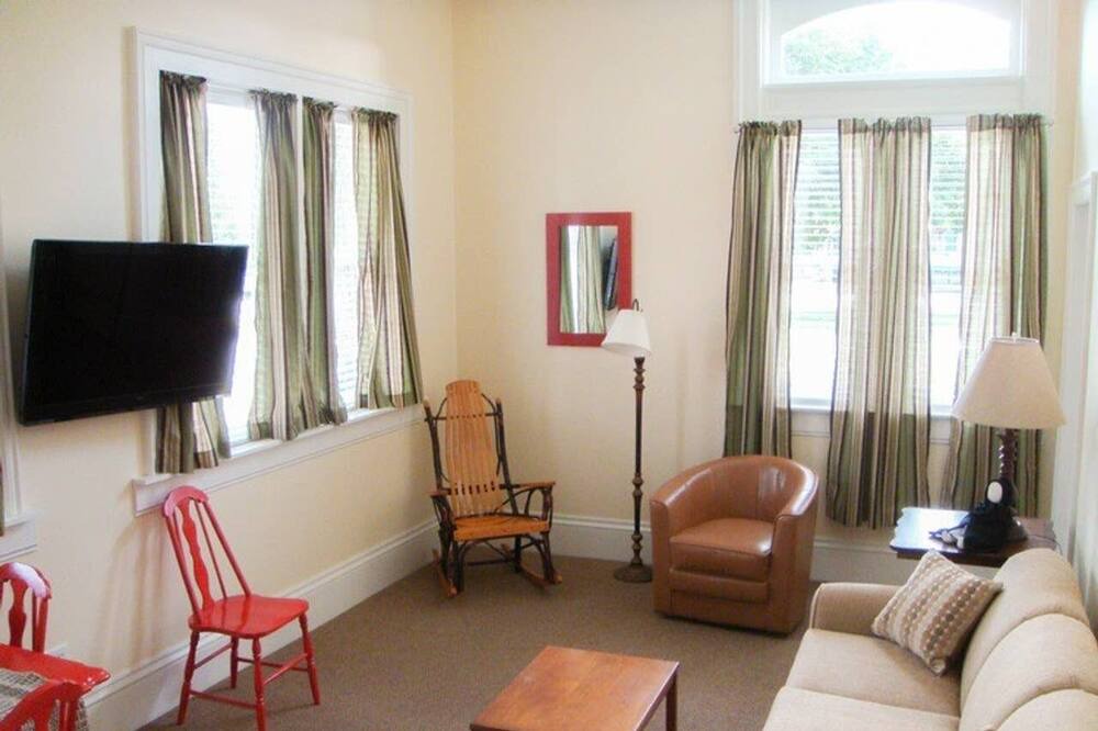 Photo of Livingroom in Randolph