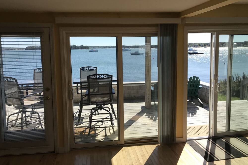 Photo of Livingroom in Jonesport