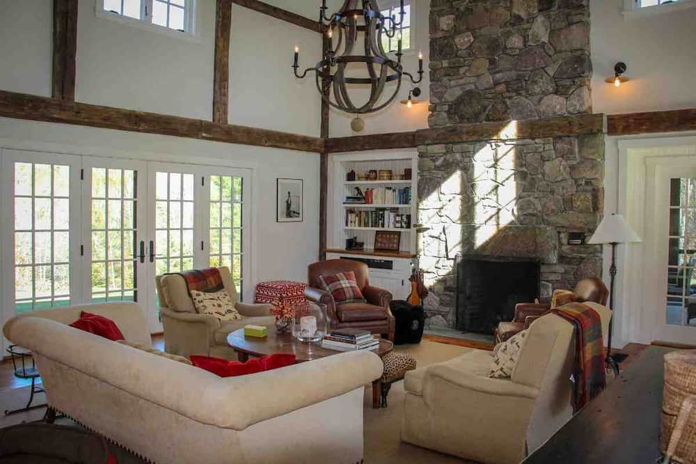 Photo of Livingroom in Dorset