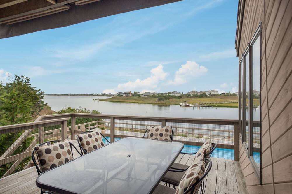 Photo of Patio Balcony in Westhampton Beach