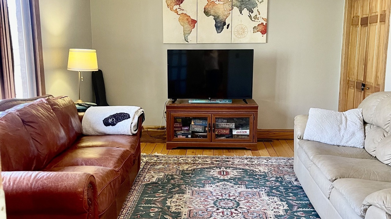 Photo of Livingroom in New River