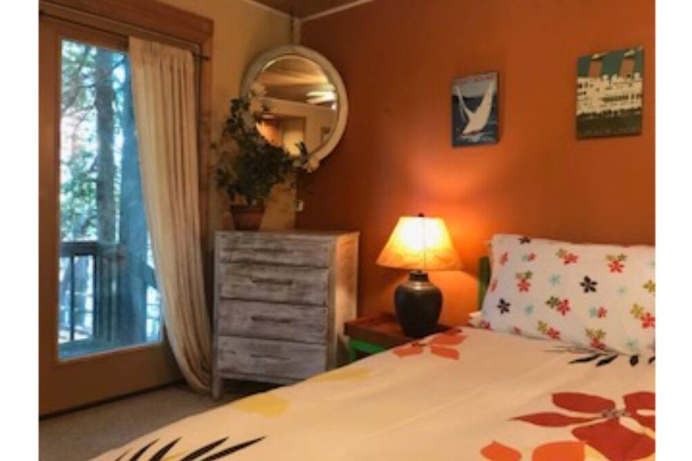 Photo of Bedroom in South Hero