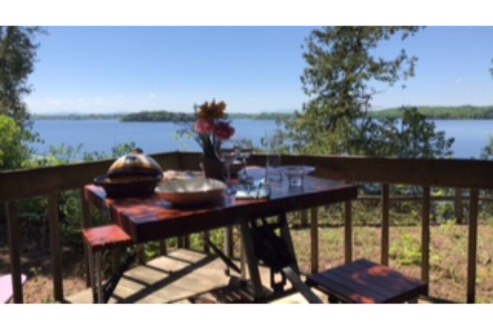 Photo of Patio Balcony in South Hero