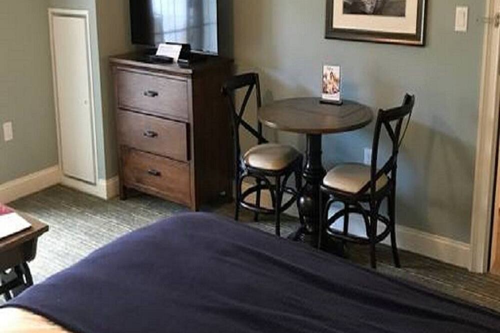 Photo of Bedroom in Lincoln