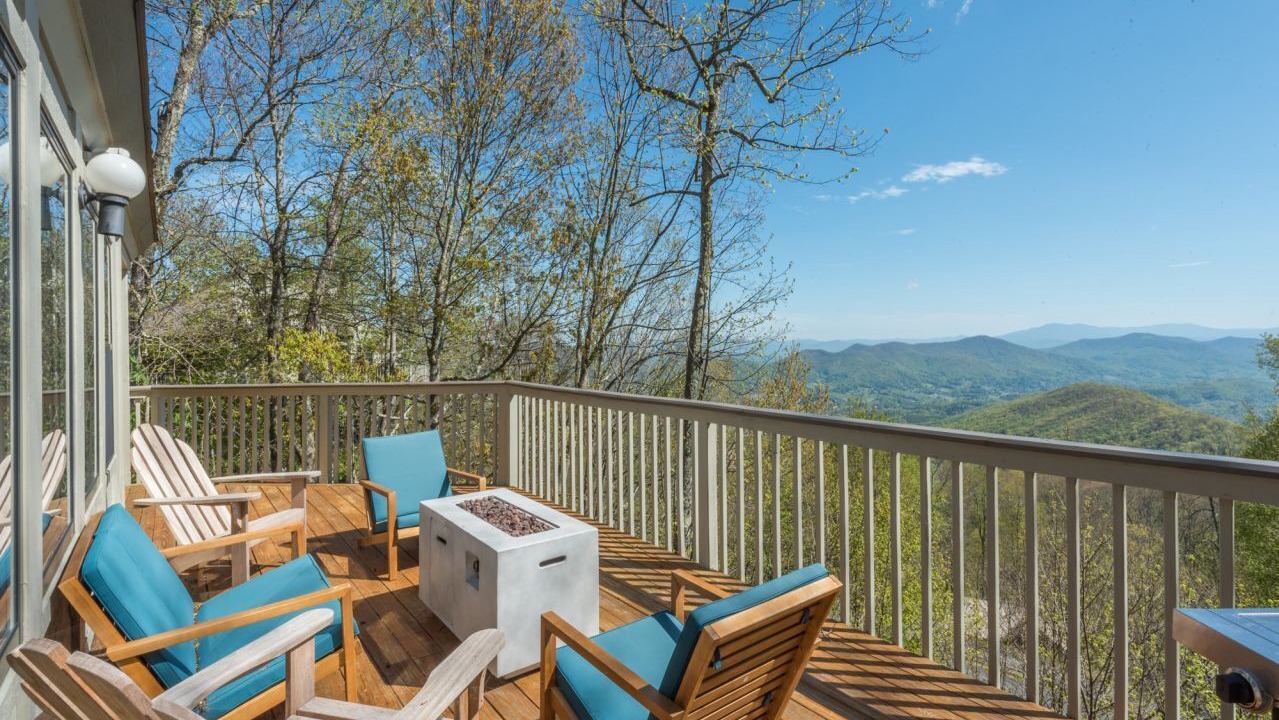 Photo of Outdoor in Mountain Air