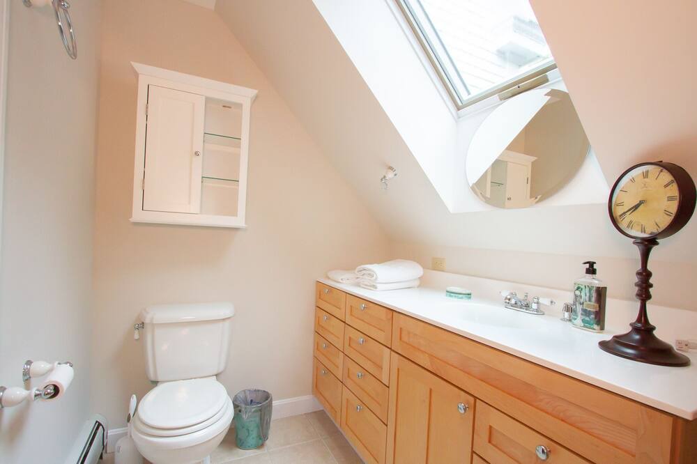 Photo of Bathroom in Woodstock