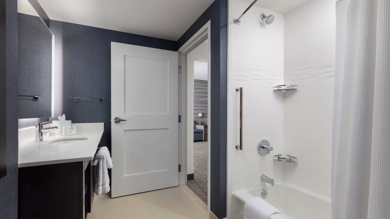 Photo of Bathroom in Garden City