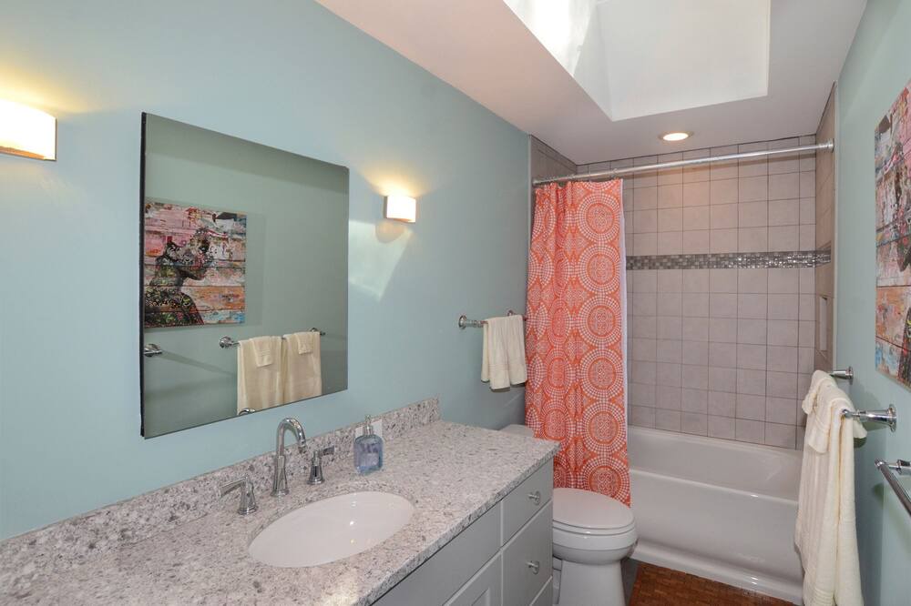 Photo of Bathroom in Woodstock