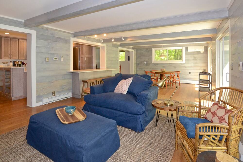 Photo of Livingroom in Woodstock