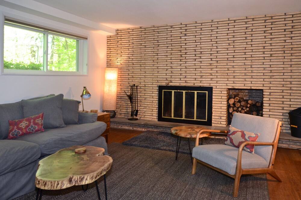 Photo of Livingroom in Woodstock