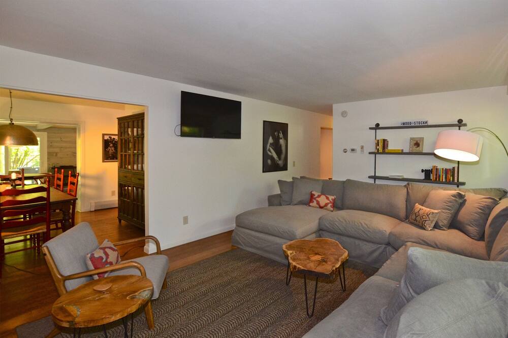 Photo of Livingroom in Woodstock