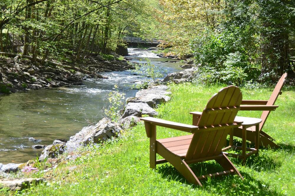 Photo of Outdoor in Woodstock