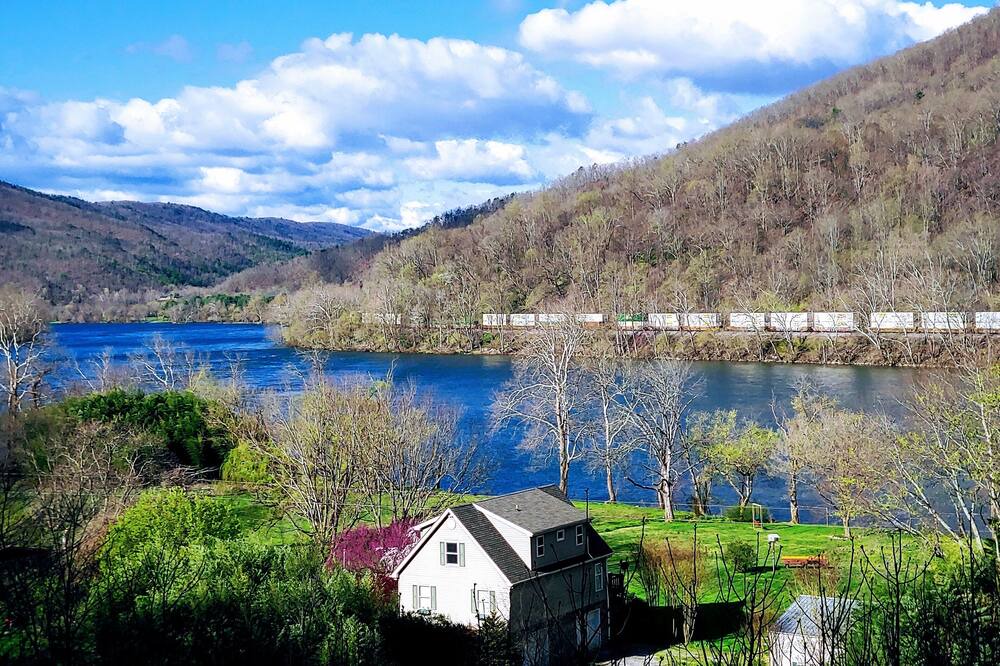 Photo of Others in New River