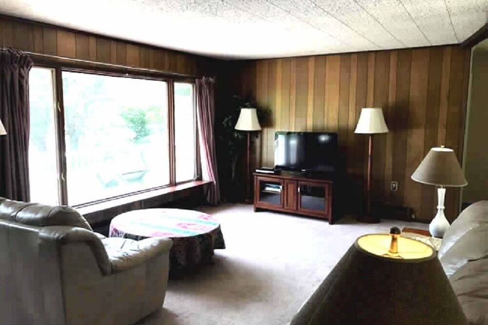 Photo of Livingroom in Maryland