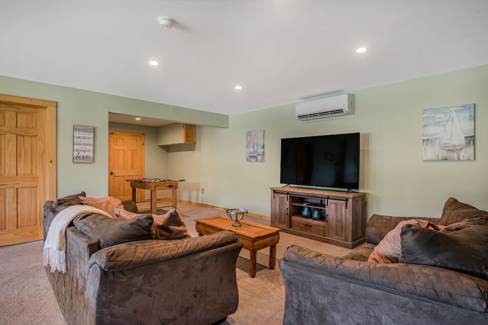 Photo of Livingroom in South Kortright