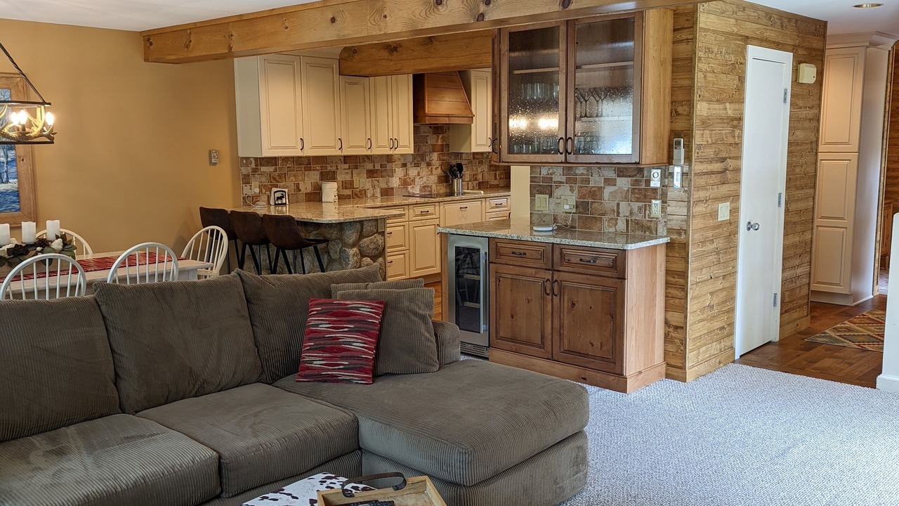 Photo of Livingroom in Manchester Center