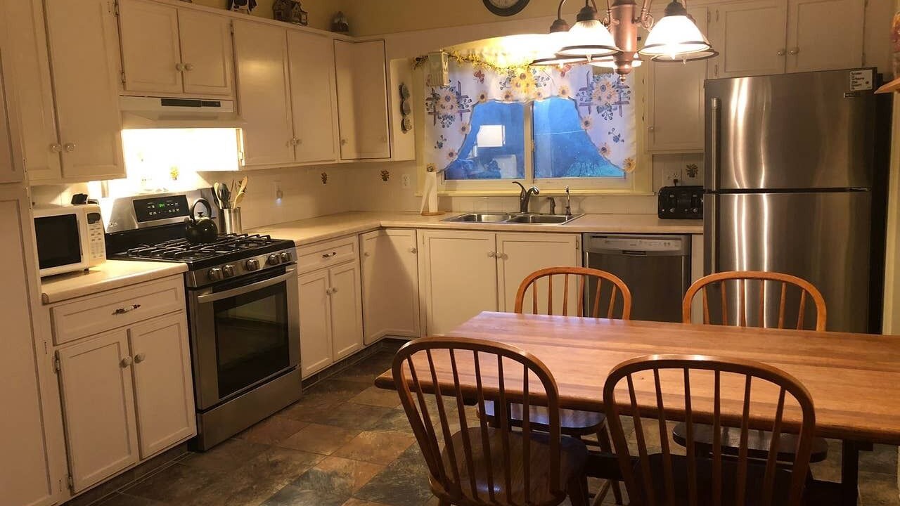 Photo of Kitchen in East Palmyra