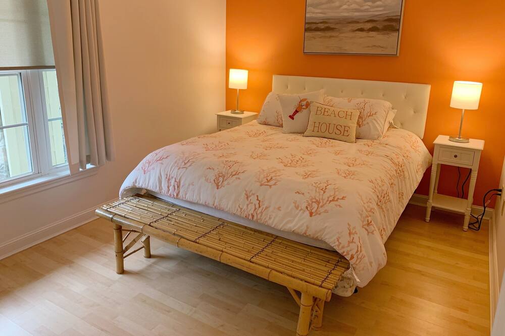 Photo of Bedroom in Kennebunkport