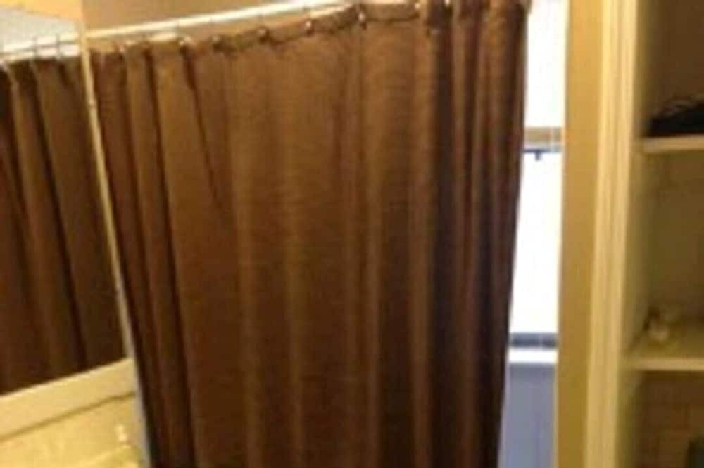 Photo of Bathroom in West Fens
