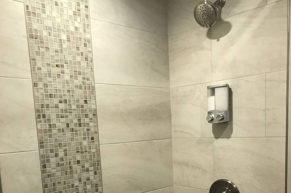 Photo of Bathroom in Hicksville