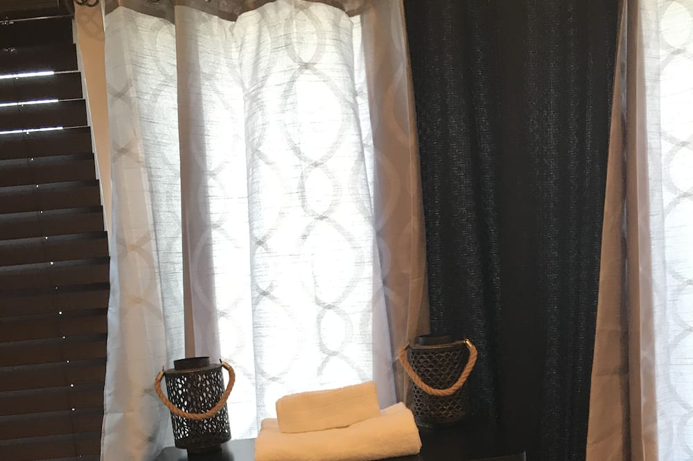 Photo of Bedroom in Hicksville