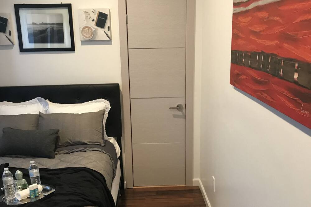 Photo of Bedroom in Hicksville