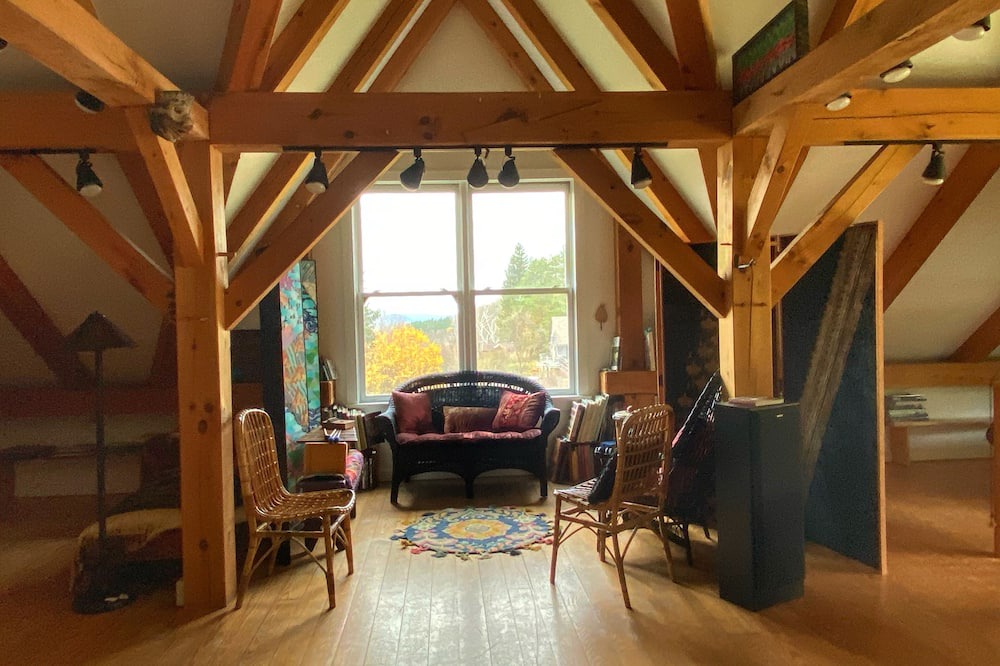 Photo of Livingroom in Shaftsbury
