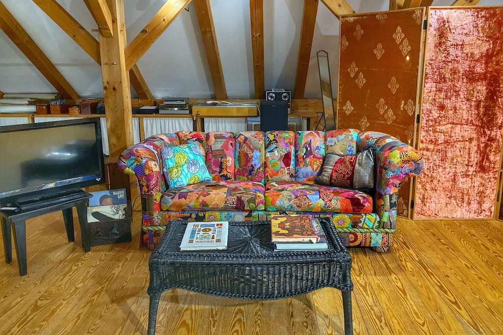 Photo of Livingroom in Shaftsbury