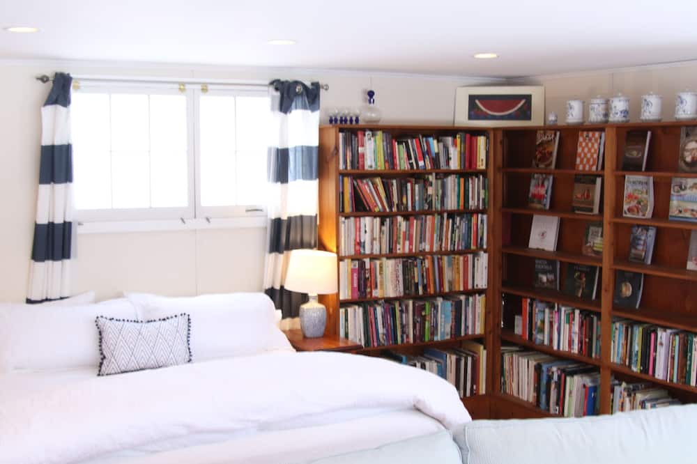 Photo of Bedroom in Pittsford