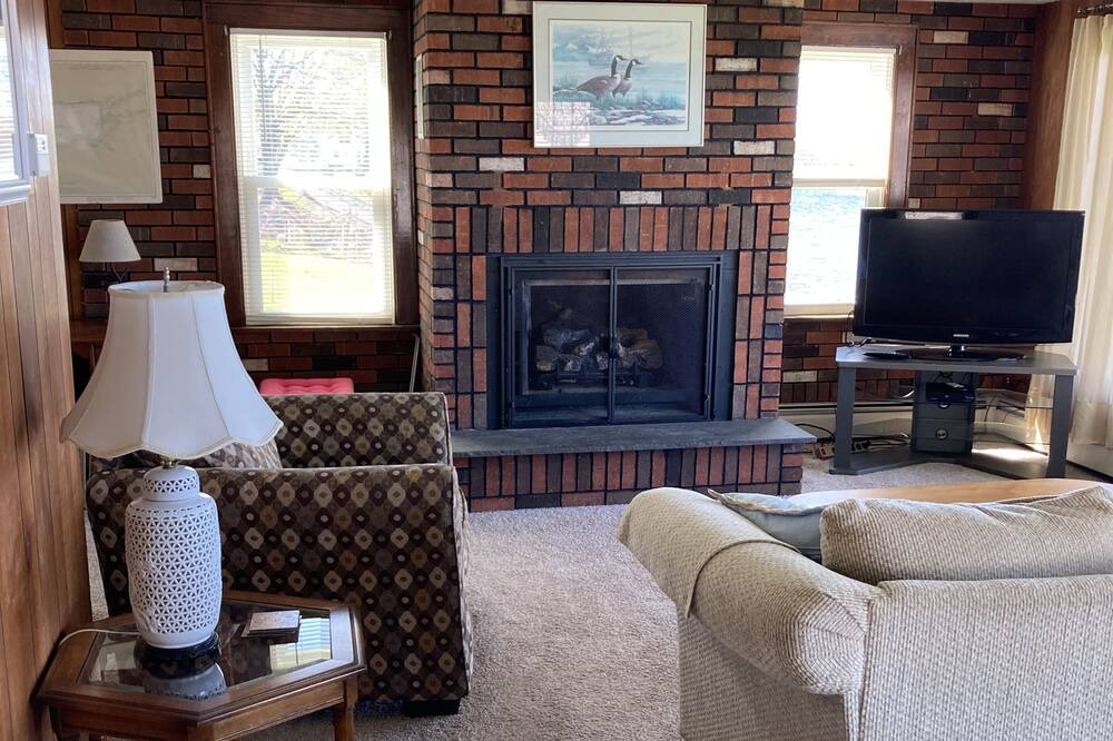 Photo of Livingroom in Bridgeport