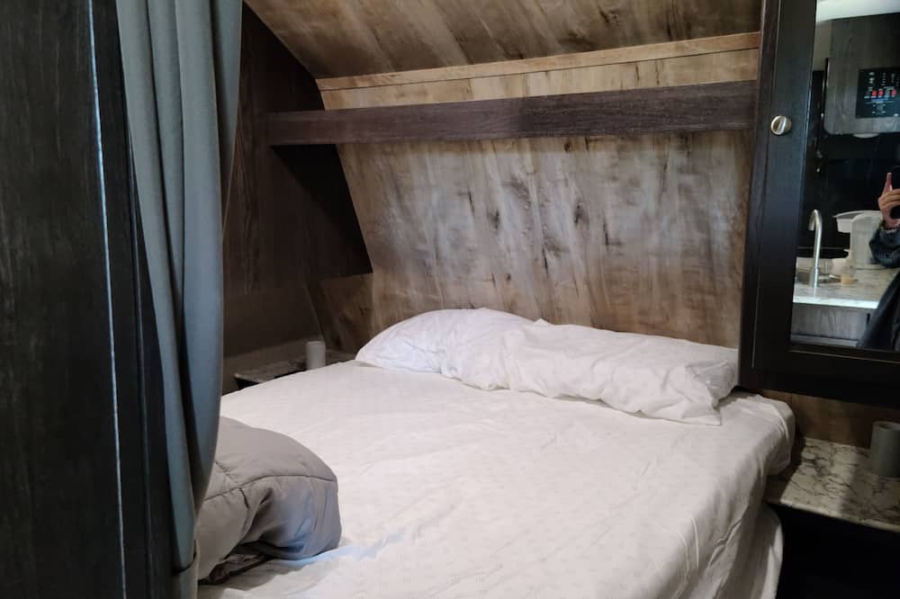 Photo of Bedroom in Port Bolivar
