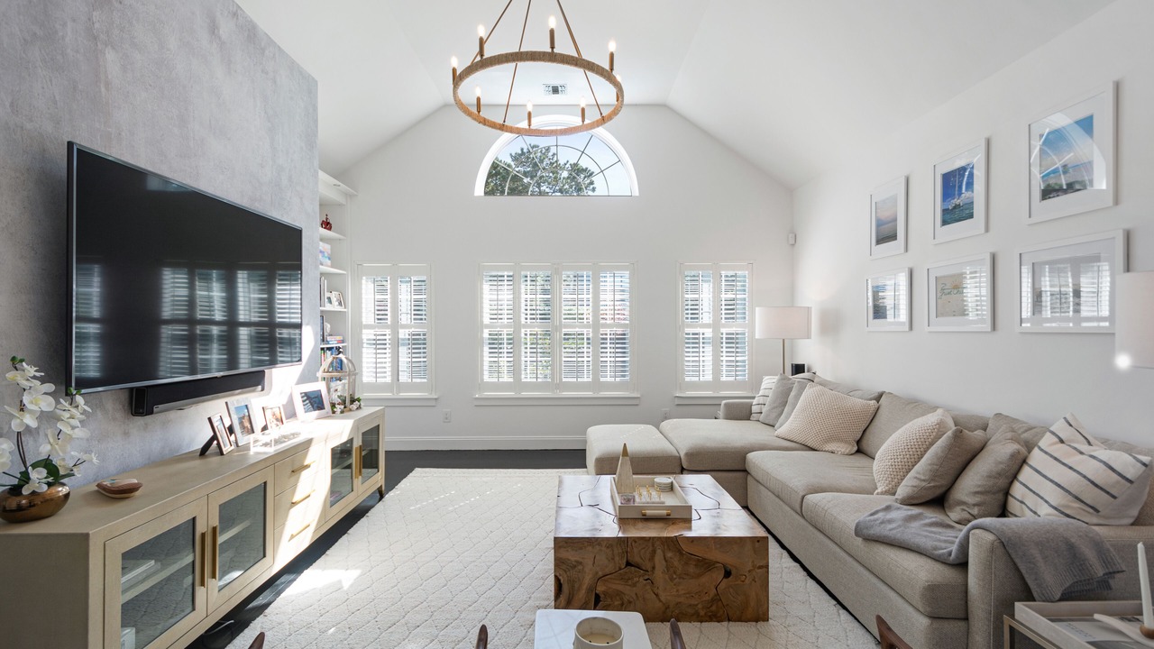 Photo of Livingroom in Shinnecock Hills