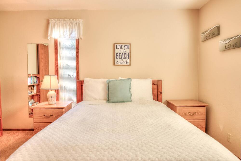 Photo of Bedroom in Sandpiper Village