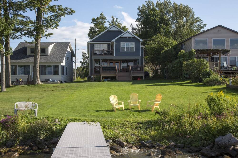 Photo of Outdoor in Bridgeport