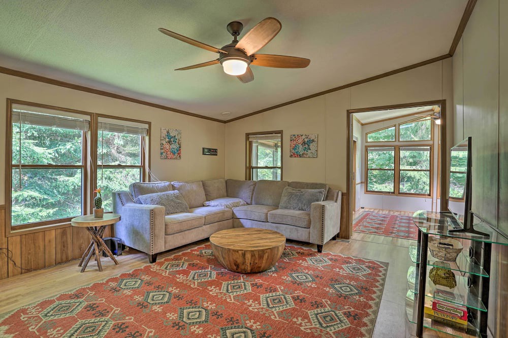 Photo of Bedroom in Livingston Manor