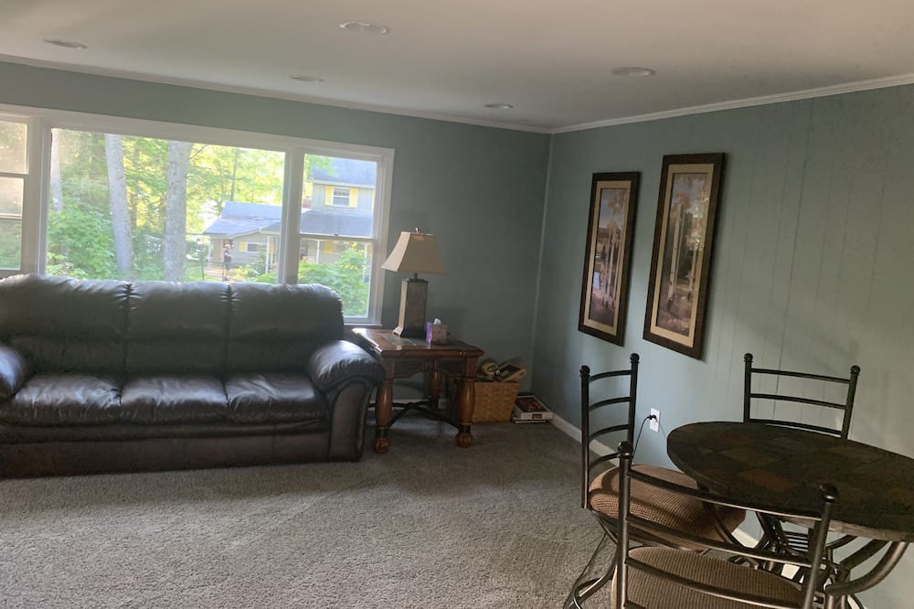 Photo of Livingroom in Diamond Point