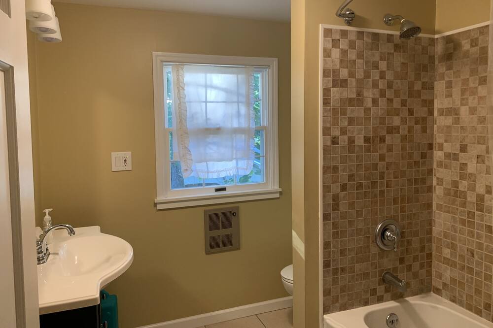 Photo of Bathroom in Diamond Point