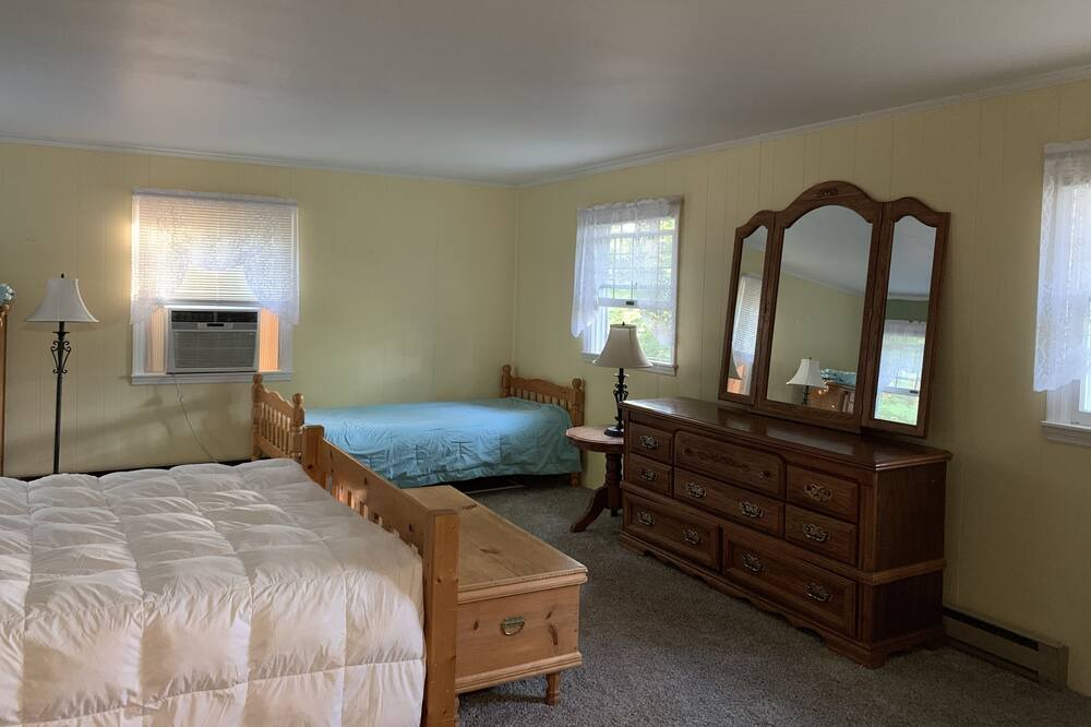 Photo of Bedroom in Diamond Point