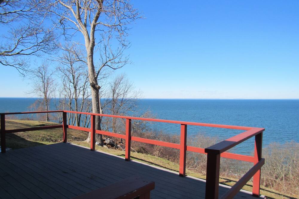 Photo of Patio Balcony in Wading River