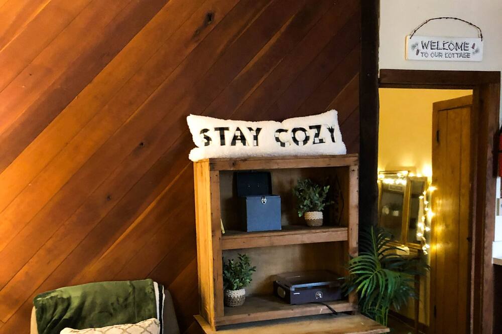 Photo of Livingroom in Kabletown