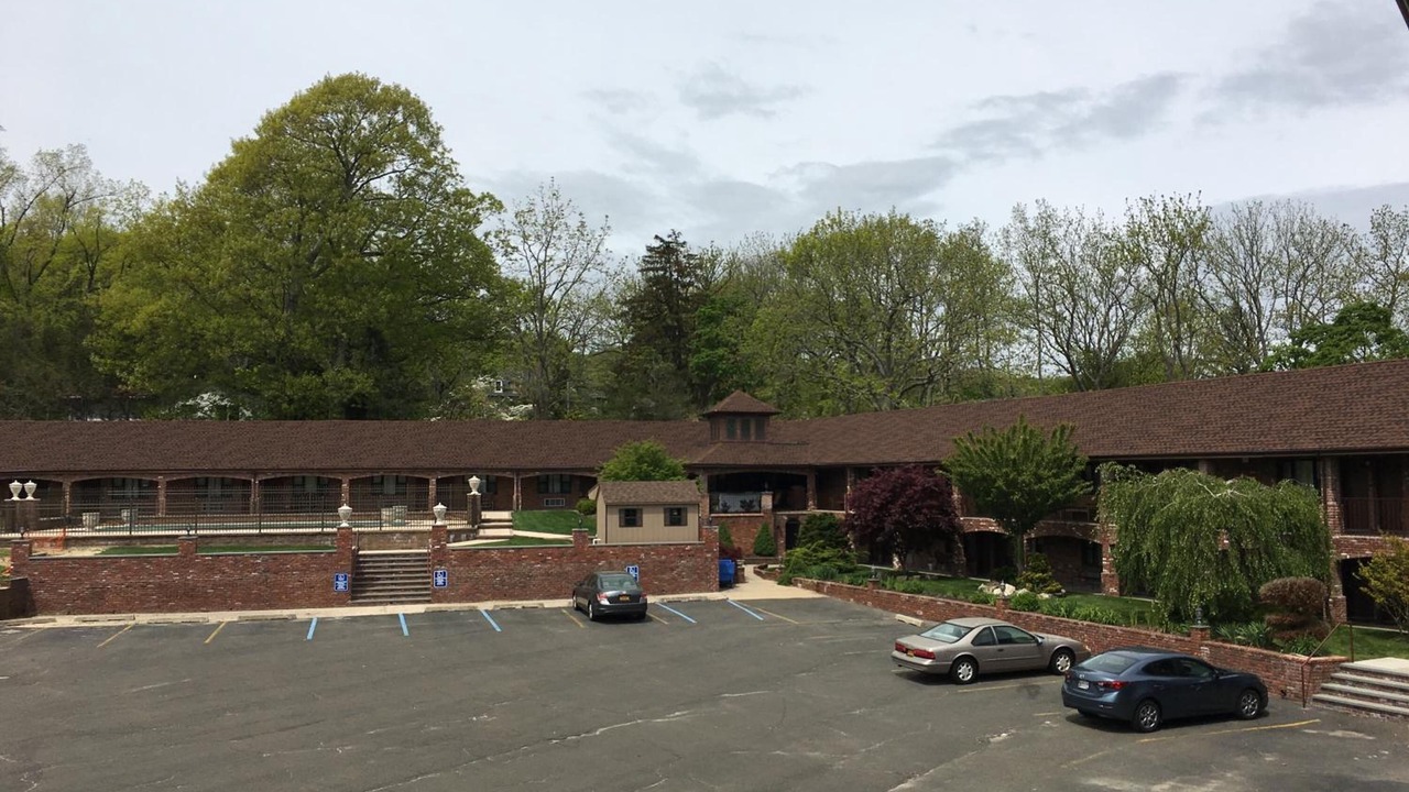 Photo of Others in Centerport