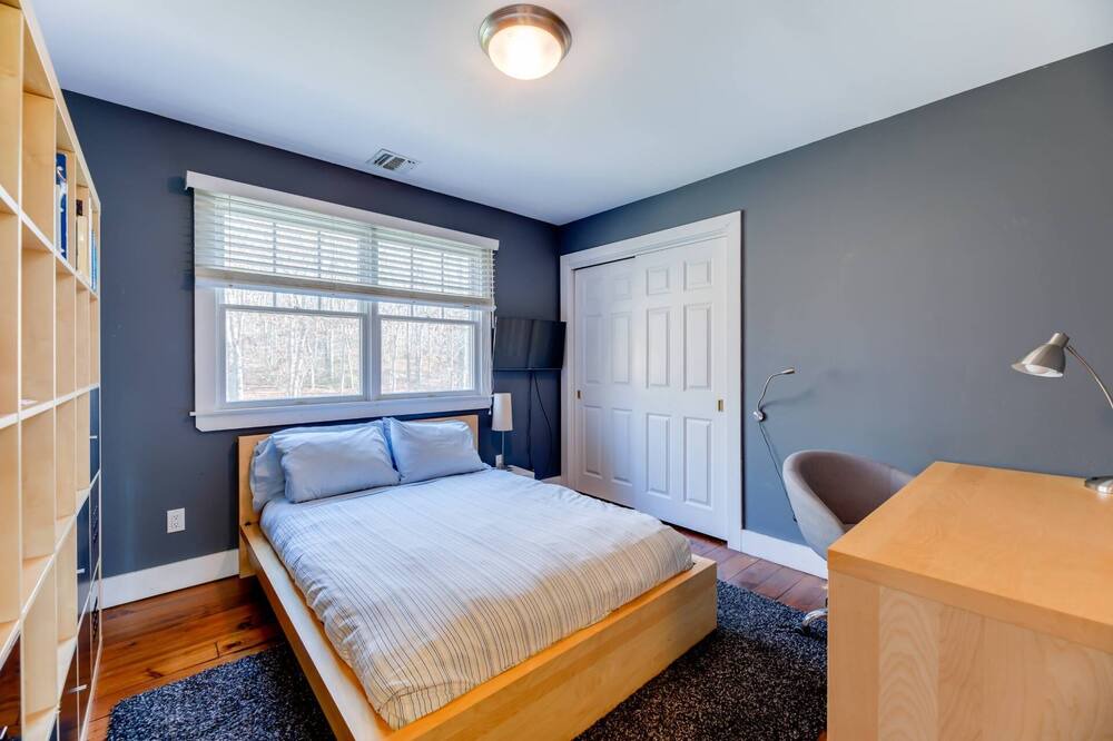 Photo of Bedroom in Sagaponack