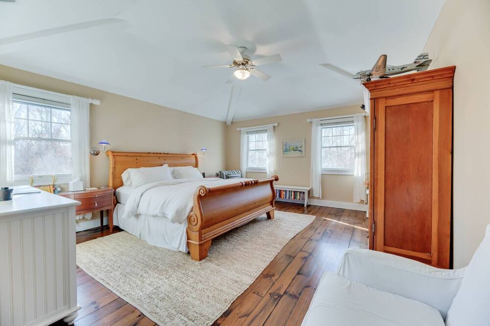 Photo of Bedroom in Sagaponack